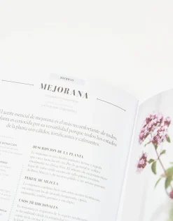 Natura Selection Libros^Aceites Esenciales