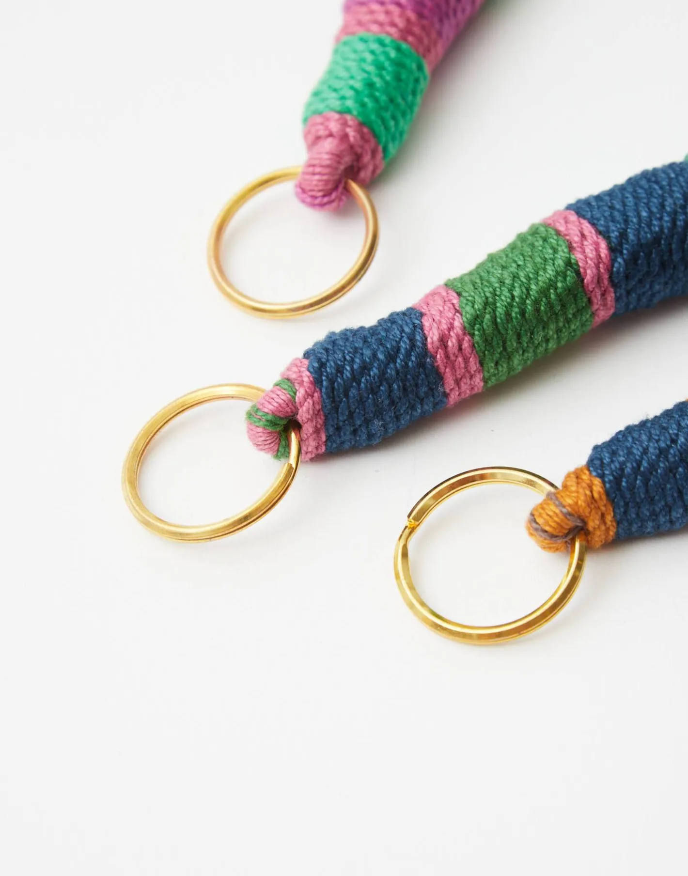 Natura Selection Otros Accesorios^Llavero Cono Y Pompones