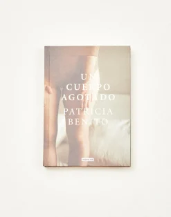 Natura Selection Libros^Un Cuerpo Agotado