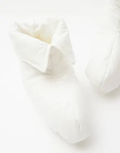 Natura Selection Bodycare & Beauty|Bodycare & Beauty^Zapatillas Bota Acolchada